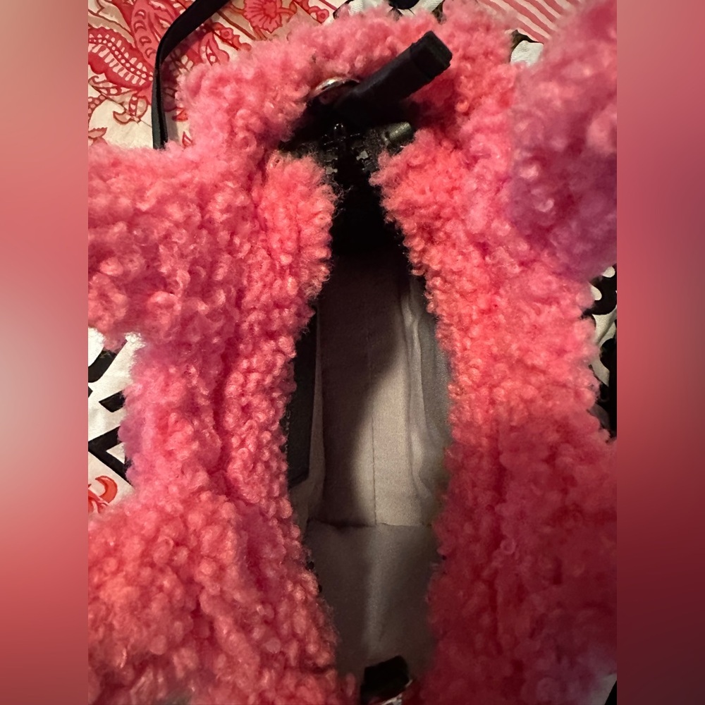 Marc Jacobs Vibrant Pink Textured Mini Bag - Picture 5 of 7